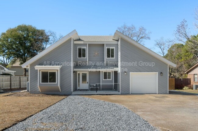 Building Photo - 41 Solar St