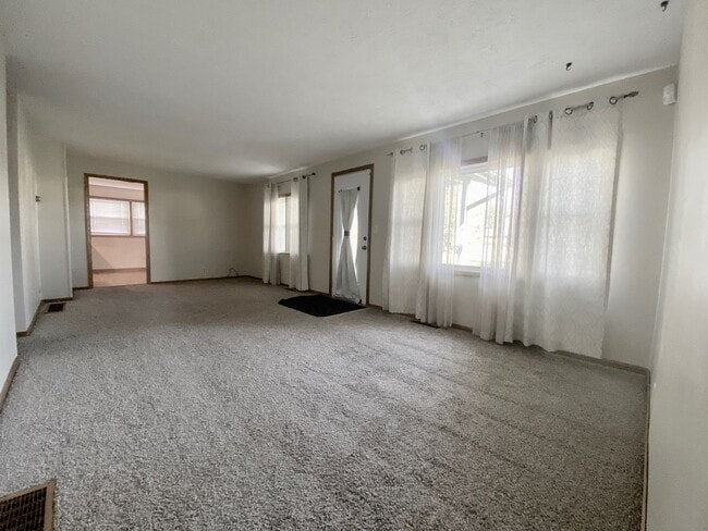 116 S 30th St