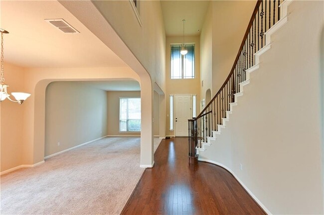 Photo - 100 Lake Mineral Wells Dr
