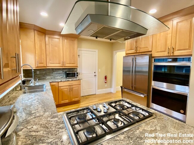 Photo - 57 Lawton St