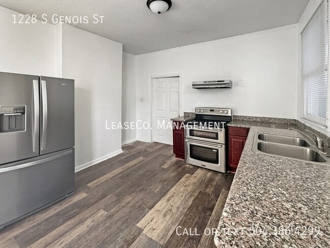 Photo - 1228 S Genois St