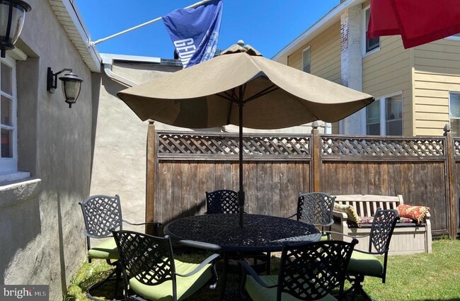 Photo - 7103 Ventnor Ave