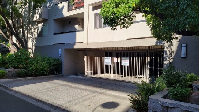 Photo - Spacious 1 Bedroom with great walking score Unit 216