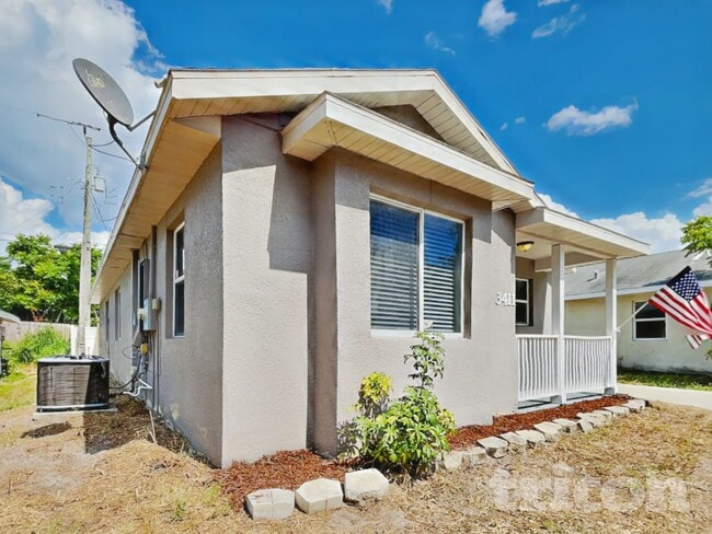 Photo - 3411 20th St W