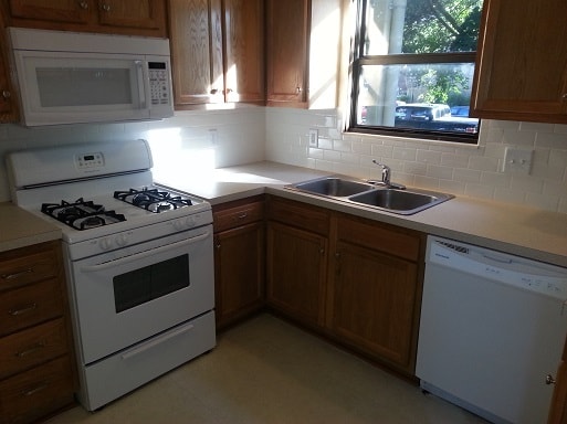 Photo - 180 E 12th Ave