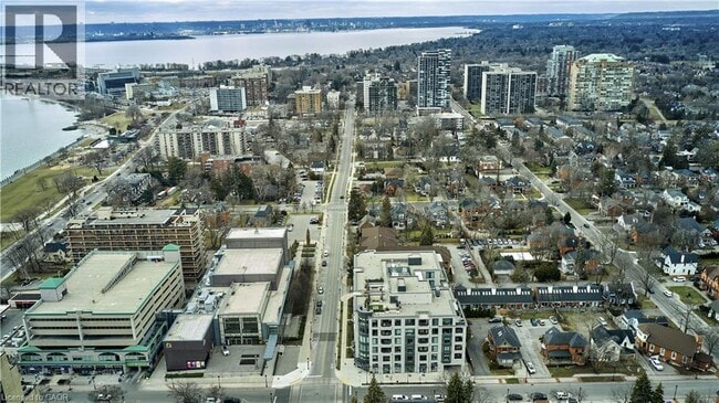 Photo - 2007 James St Unit 1608