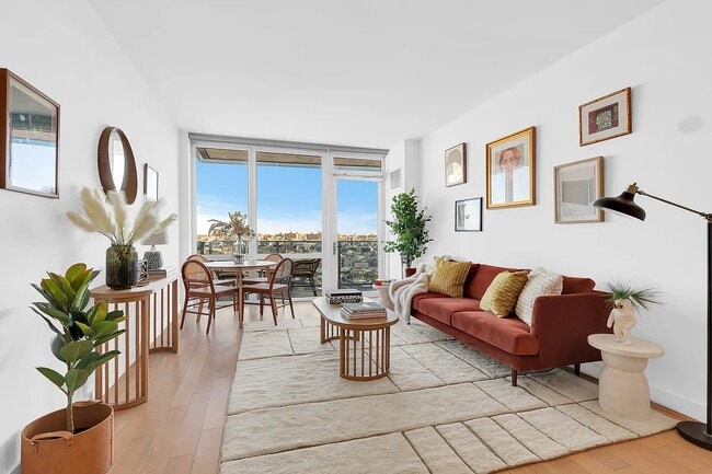 Photo - 22 N 6th St Unidad 10F