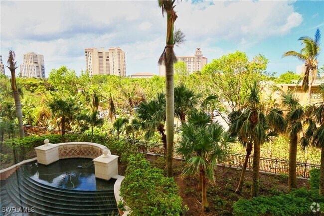 Building Photo - 8787 Bay Colony Dr Unit 305 Rental