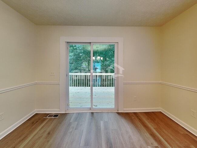 Photo - 5015 Sunbrook Dr NW