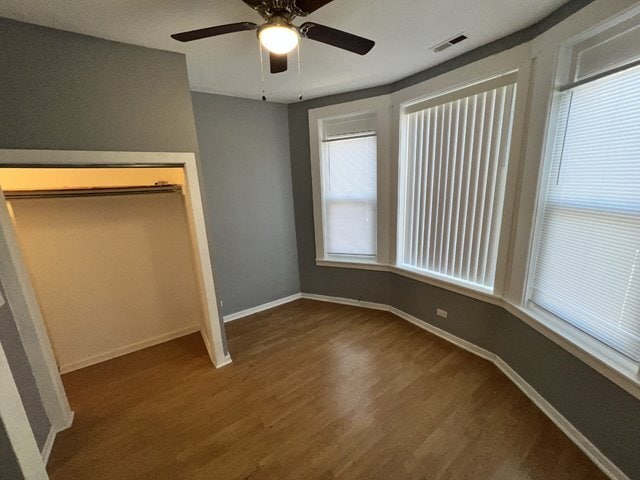 Photo - 2701 E 75th Pl Unidad 1