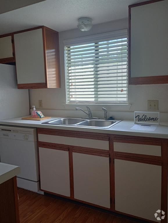 Building Photo - 728 W San Antonio St Unit 108 B Rental