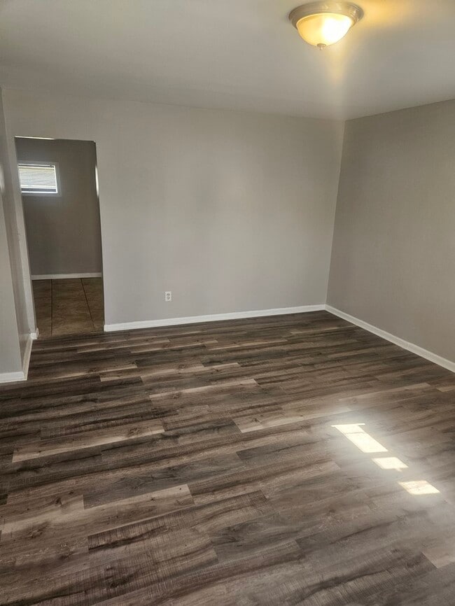 Photo - 50% discount on first month's rent with ap...