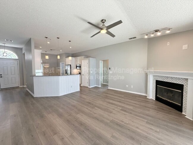 Photo - 1904 Sunchase Ct