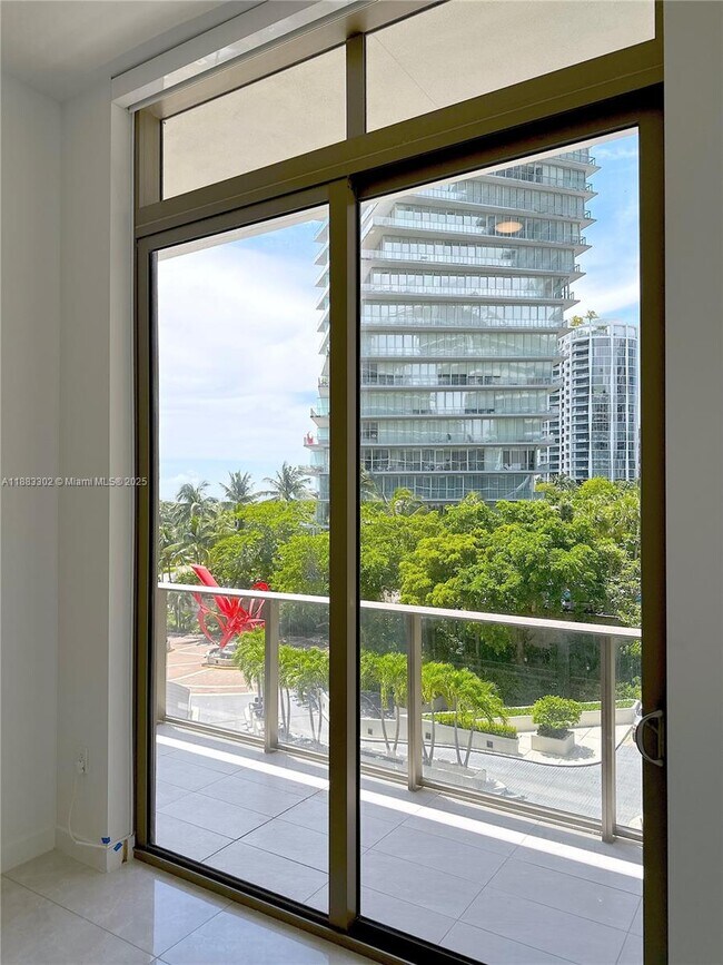Photo - 2655 S Bayshore Dr Unit 405