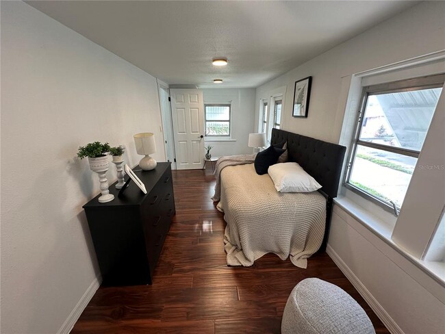 Photo - 6506 N Wellington Ave Unit B