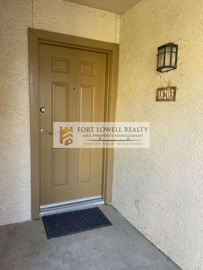 Photo - 2550 E River Rd