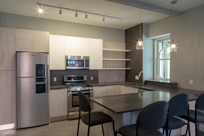 1118 Park Ave - 1118 Park Ave