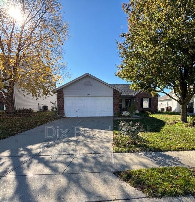 Photo - 179 Thompson St