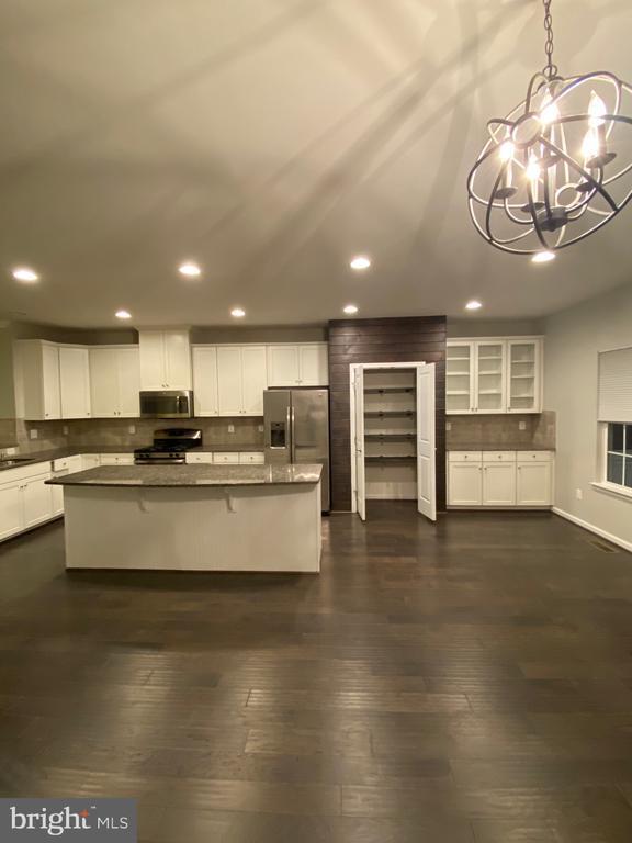 Building Photo - 129 Hornbeam Dr