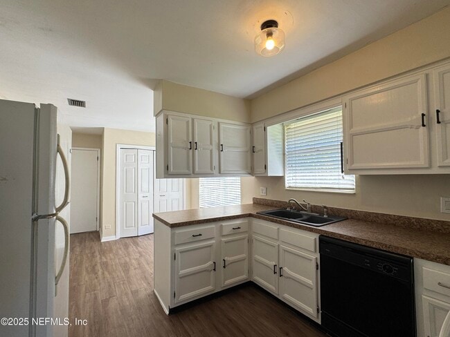 Photo - 2052 Pompano Pkwy