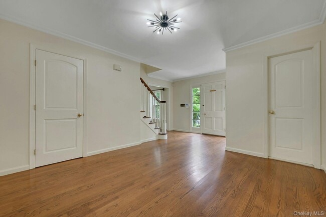 Photo - 20 Springdale Rd