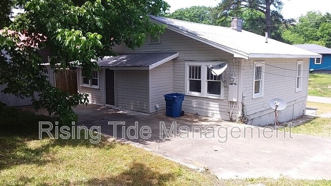 Photo - 511 10th Ave