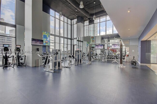 Photo - 1010 Brickell Ave Unit 1710