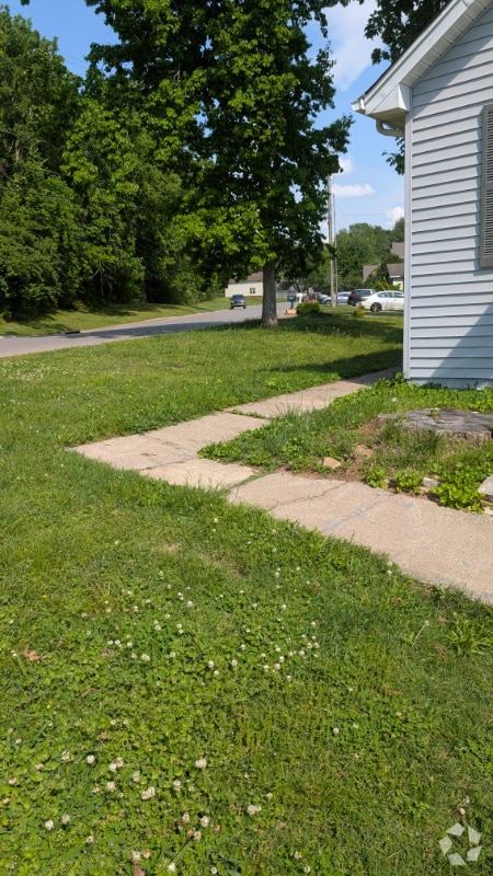 Building Photo - 5901 Colchester Dr Rental