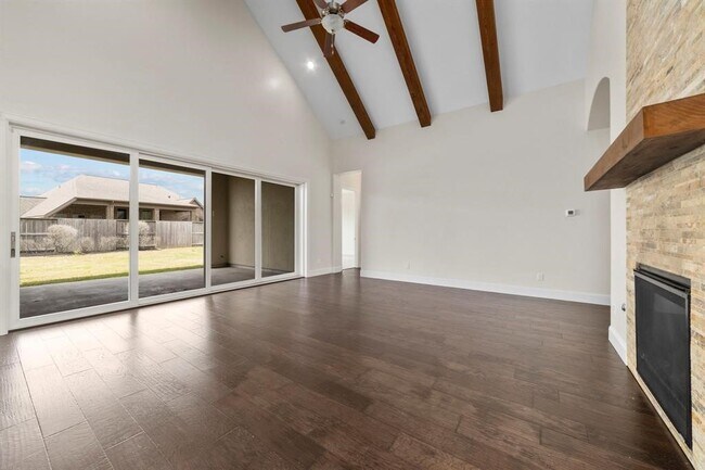 Photo - 9814 Carver Dr