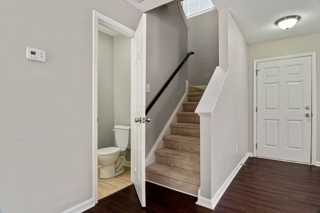 Photo - Great 3 Bedroom Home with Large Yard and 1 Car Garage! Raleigh-Available July 15th!