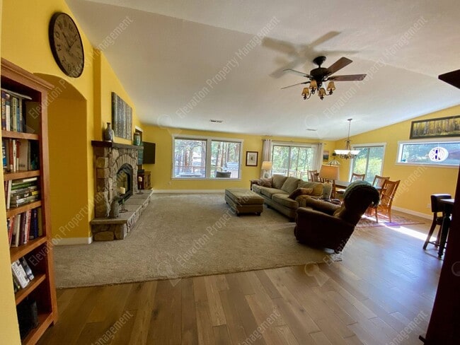 Photo - Spacious 2 BR Bend Home in Forested Cul-de...