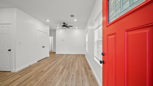 Photo - 1504 W Blum St