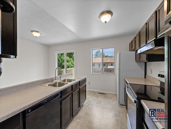 Photo - Beautiful & Bright Home in South West Fort Collins!