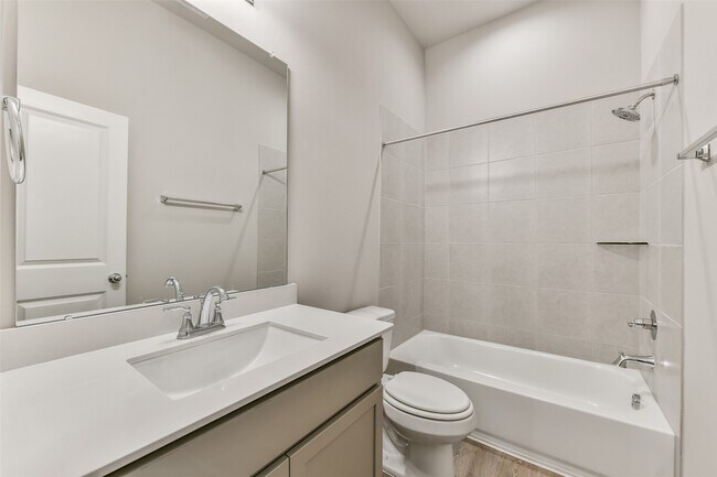 Photo - 3911 Sugardale St