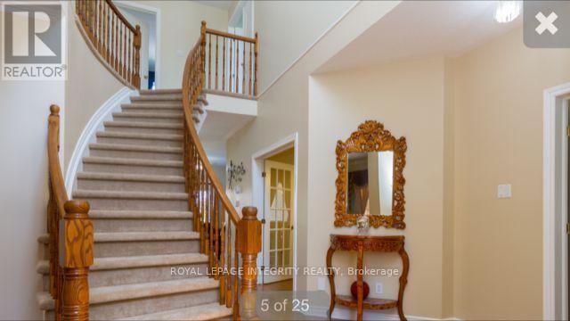 Photo - 172 Redpath Dr