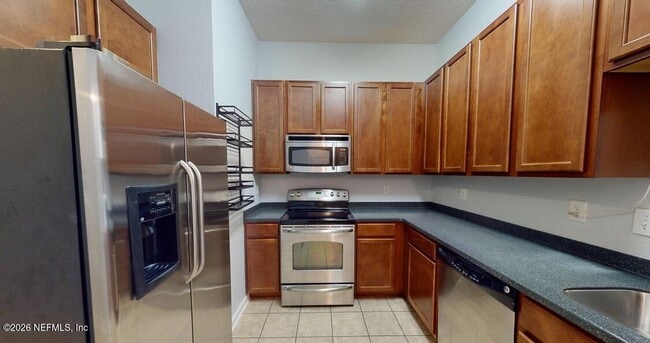 Building Photo - 224 Larkin Pl Unit 103