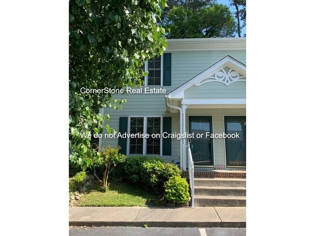 Building Photo - 401 Cityview Ln