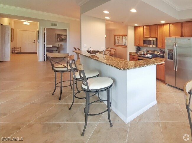 Building Photo - 9844 Venezia Cir Unit 714 Rental