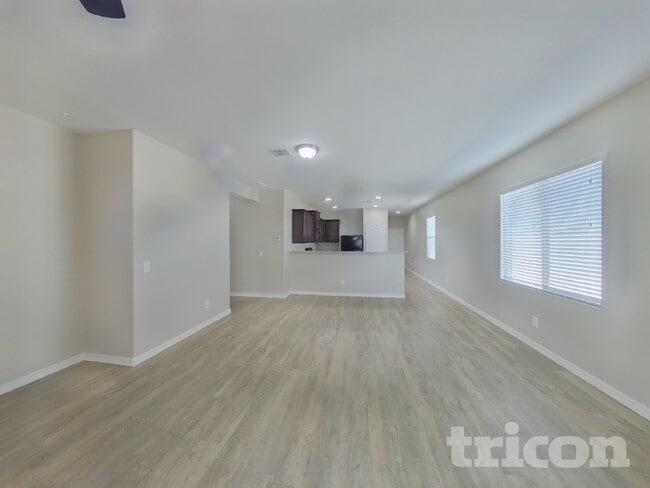19401 N Nocera Rd