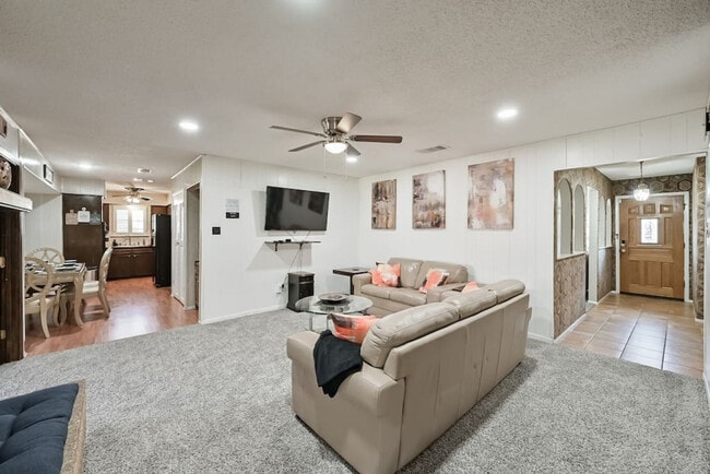 Photo - 1712 Meadowlane Terrace Unit SI ID1301585P