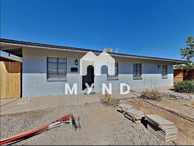 Building Photo - 2022 N 17th St Rental
