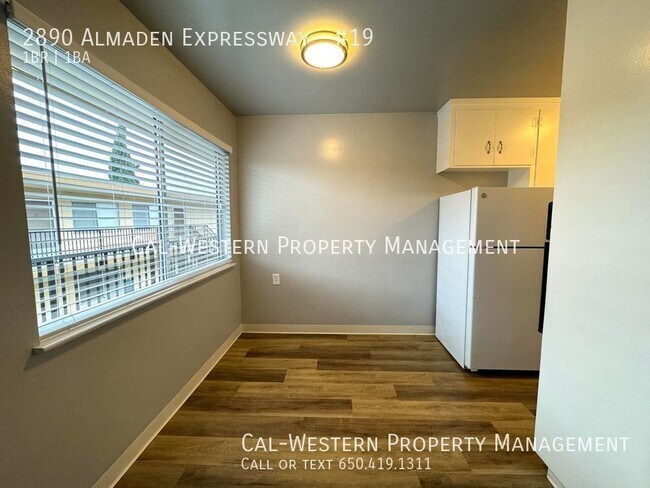 Photo - Spacious 1/1 upstairs apartment in Willow ... Unidad #19