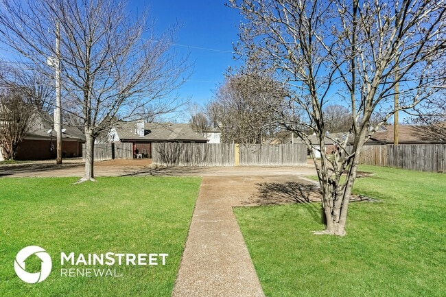 Photo - 1777 Black Bear Cir E