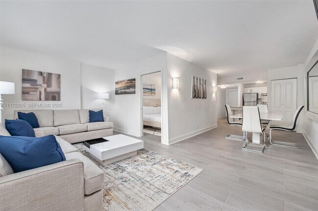 Photo - 2301 Collins Ave Unit 328