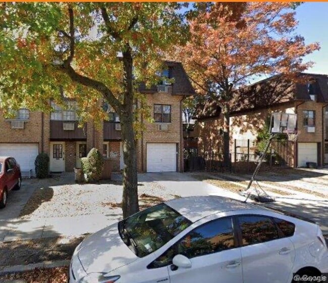 Building Photo - 156-28 78th St Unit Apt 3