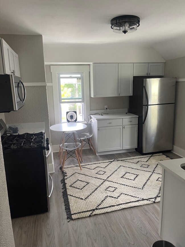 Photo - 931 S 74th St Unit Upper