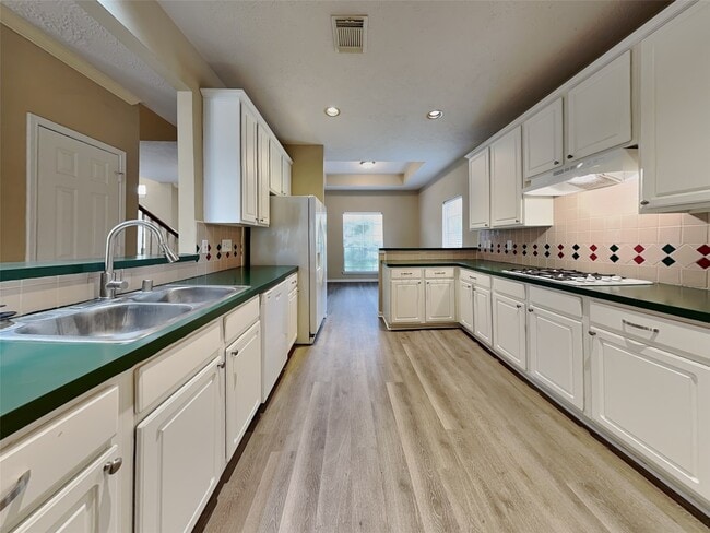 Photo - 11911 Lakewood Hills Dr