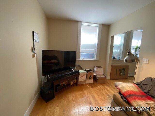 Photo - 232 Cambridge St Unidad 3