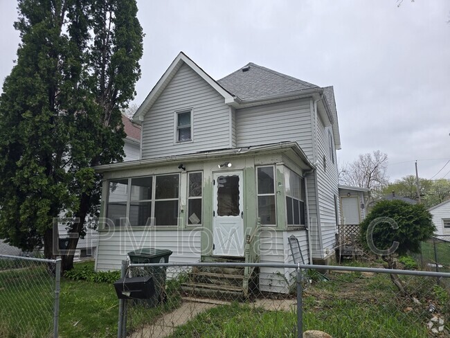 Building Photo - 305 Denver St Rental