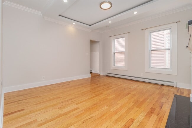 Photo - 757 Broadway Unidad 1